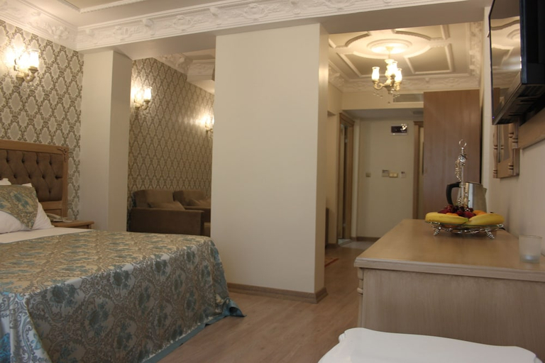 Bedroom 4, Apple Tree Hotel, Fatih