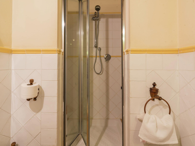 Bathroom 5, Belvilla by OYO Giglio, Florence