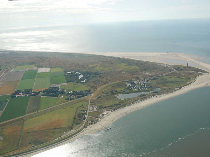 Exterior 4, Restyled Chalet With Dishwasher, Near the Sea, on Texel, Texel