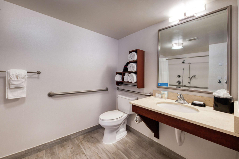 Bathroom 3