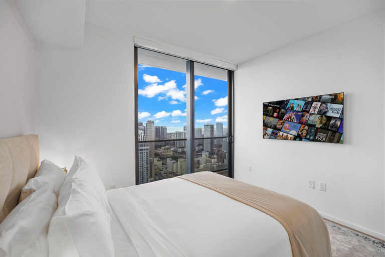Bedroom 3, Bayside Apt with Stunning City Views, Miami-Dade