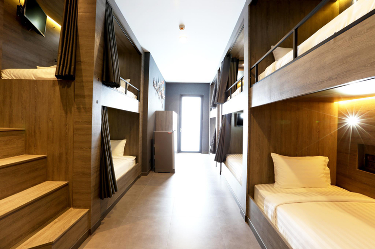 Bedroom 13