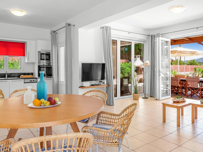 Others 5, Villa in Epano Sisi Near Child-friendly Beach, Crete