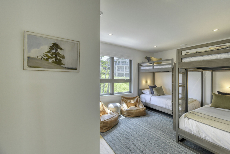 Bedroom 3, 201 Verbier Building 4, Les Laurentides