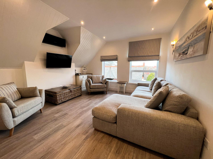 Shared lounge/TV area 2, St Annes Beach Apartments, Lancashire