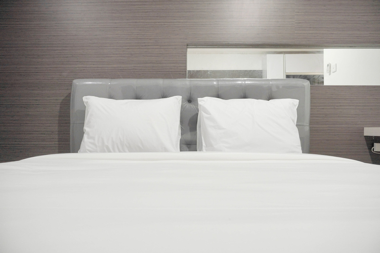 Cozy Living Studio At Green Bay Pluit Apartment, North Jakarta