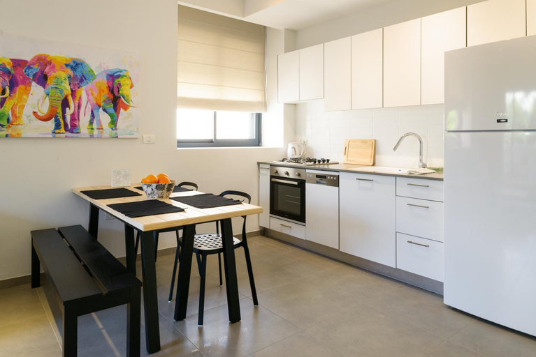Others 2, Sunny Luxury Apartments