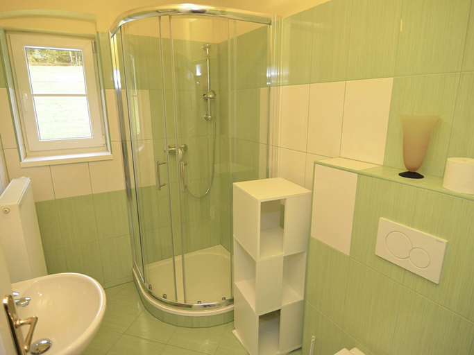 Bathroom 4, Spacious Villa near Forest in Buchet, Cham