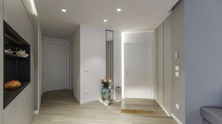 Others 4, Italianway - Transiti 20, Milano