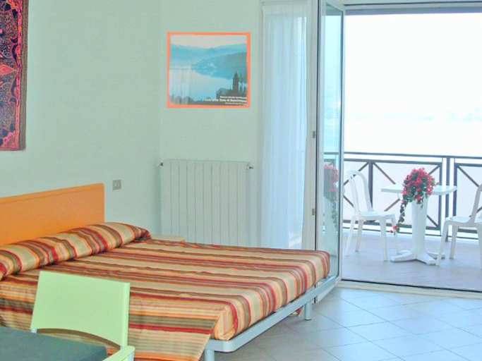 Bedroom 2, Apartment in Residence on Lake Maggiore near Beach, Verbano-Cusio-Ossola