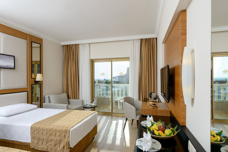Bedroom 3, Aydinbey Famous Resort, Serik