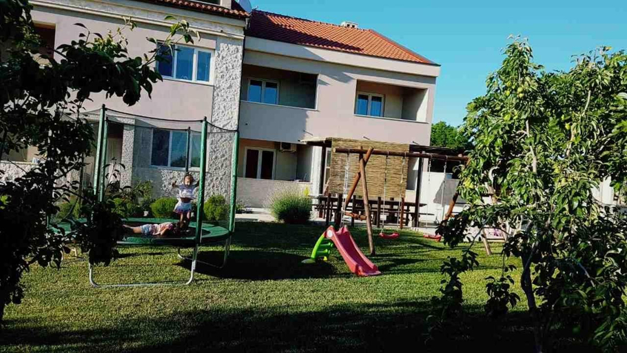 Exterior & Views 1, Family friendly apartments Kim - by TA Leut Agency, Privlaka