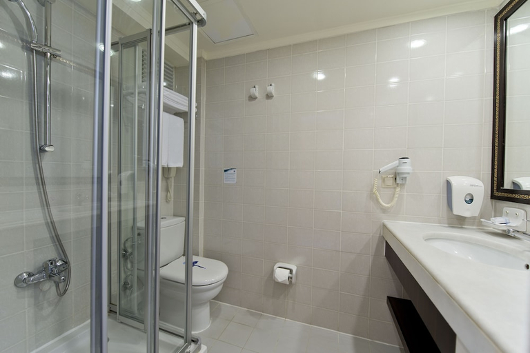 Bathroom 4, Sealife Buket Resort & Beach Hotel, Manavgat