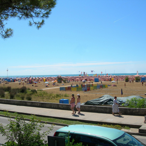 Room 5, Diana 2 in Bibione With 2 Bedrooms and 1 Bathrooms, Venezia