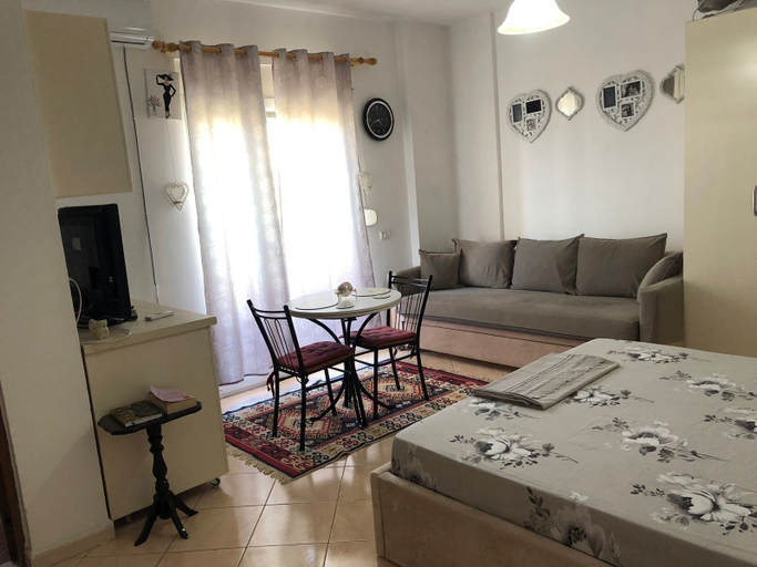 Others 3, Amazing 2-bed Apartment in Durres, Close to Beach, Durrësit