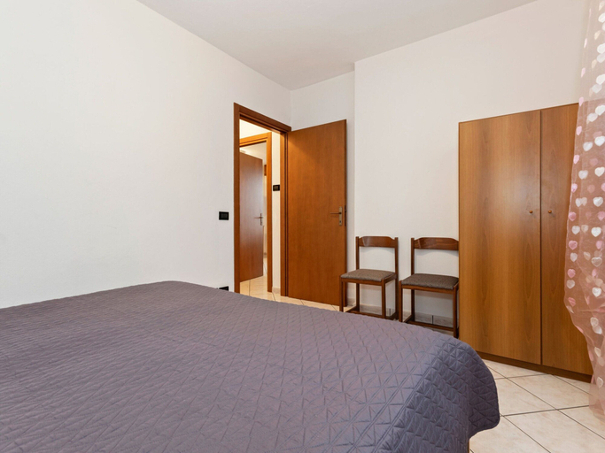 Bedroom 4, Nice Holiday Apartment near Lazise, Verona