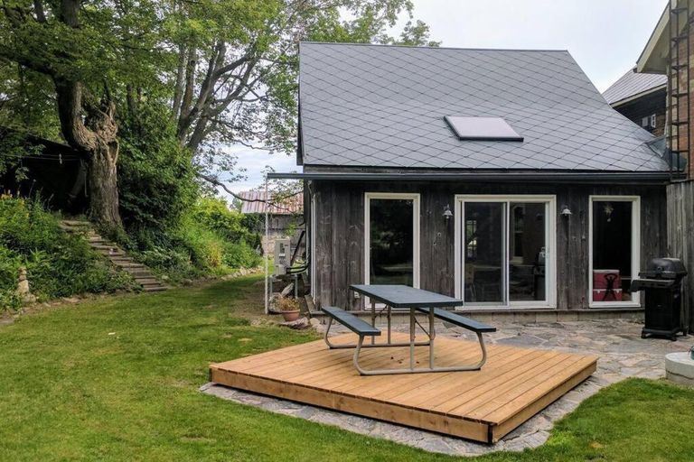 Others 4, A charming, rustic 150 year old Carriage House, Dufferin