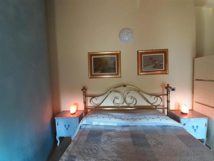 Bedroom 13