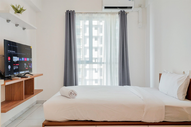 Bedroom 3, Restful And Homey Studio At Sky House Alam Sutera Apartment, Tangerang