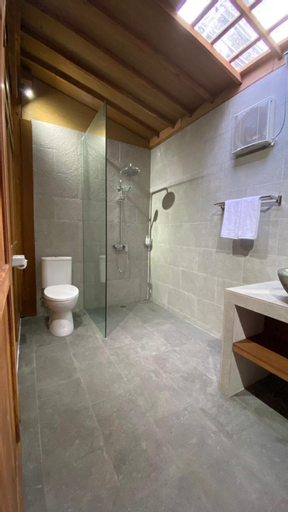 Bathroom 6