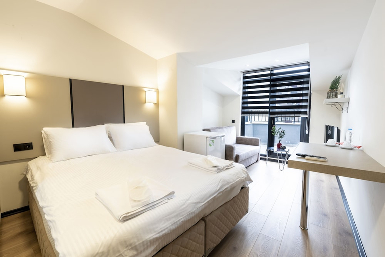 Bedroom 2, Global Suites Hotel, Beyoğlu