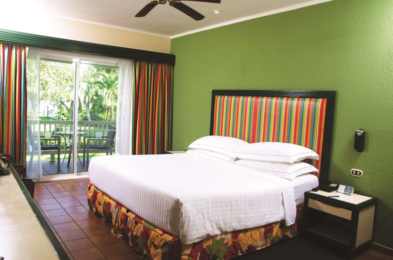 Bedroom 3, Barcelo Tambor All Inclusive, Puntarenas