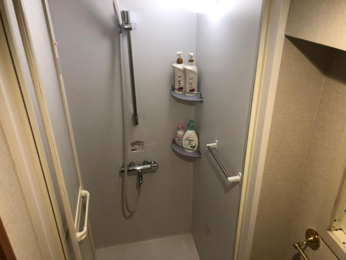 Bathroom 5, 54Journey Tokyo Otemachi Hostel, Chiyoda