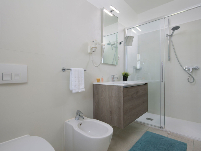 Bathroom 3, Exquisite Villa in Stanisovi With Swimming Pool, Raša