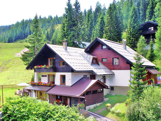 Nice apartment in Kärnten w/ , Hermagor