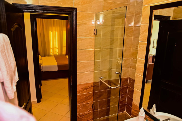 Bathroom 5, New Eagles Aqua Park Resort, Al-Ghurdaqah