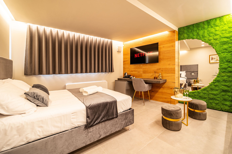 Bedroom 2, Cinquanta Sfumature B&b Luxury Suites, Bari