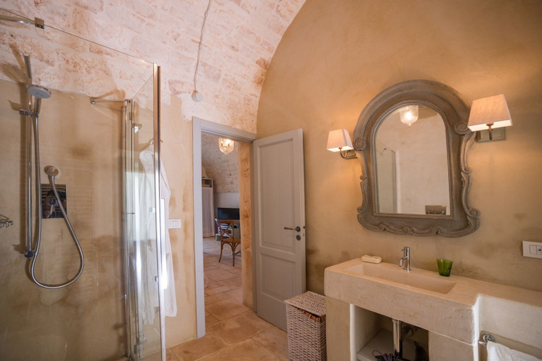 Bathroom 3, Masseria Pepenofio, Bari