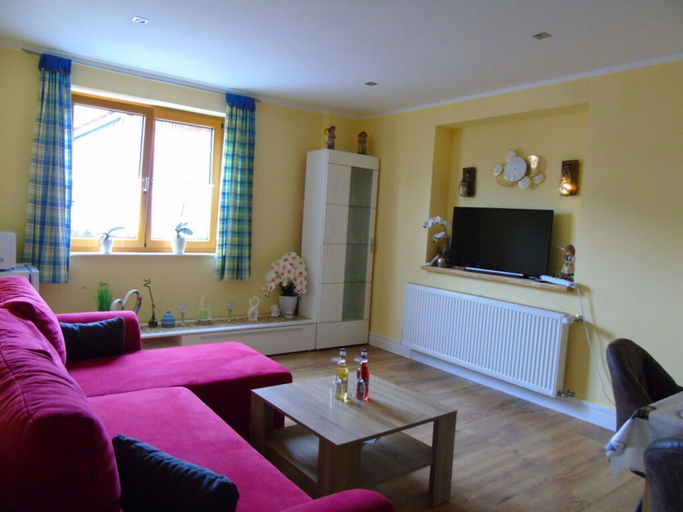 Living area 4, Csilla Comfortable Holiday Residence, Schmalkalden-Meiningen