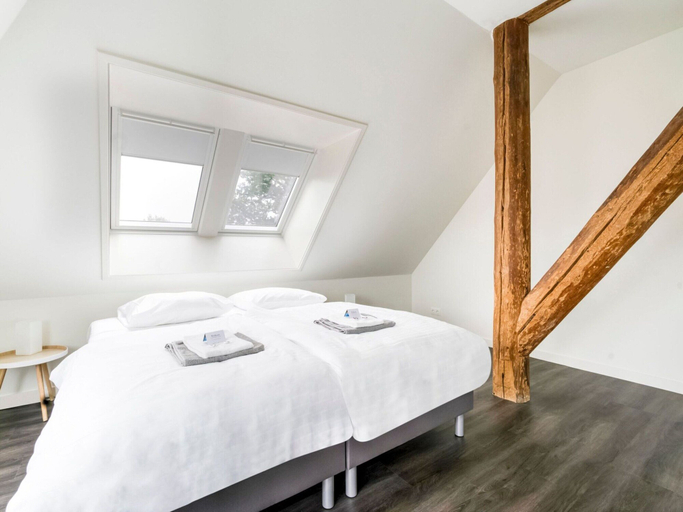 Bedroom 2, Spacious Farmhouse With Sauna, Hottub, Tytsjerksteradiel