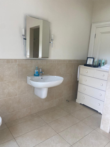 Bathroom 3, Redgate House Bed & Breakfast, Derry and Strabane