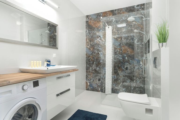 Bathroom 4, Apartament City View West by Renters, Poznań City
