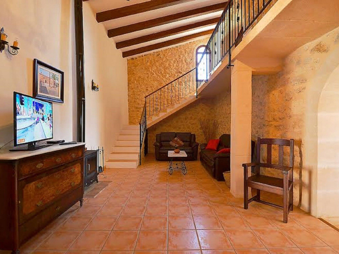 Living room 2, Farmhouse in Mallorca With Pool & Views, Baleares