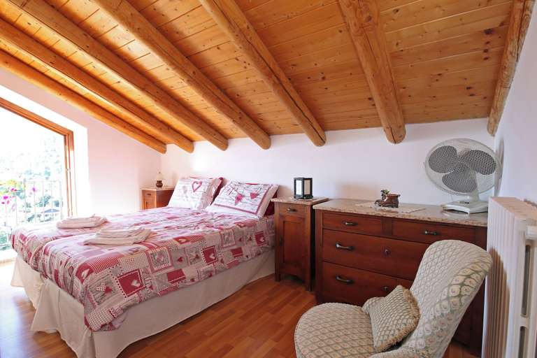Bedroom 3, Ca' del Doss by Wonderful Italy, Como
