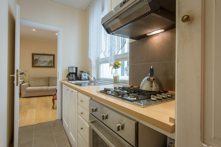 Private kitchen 5, Efeso, Florence