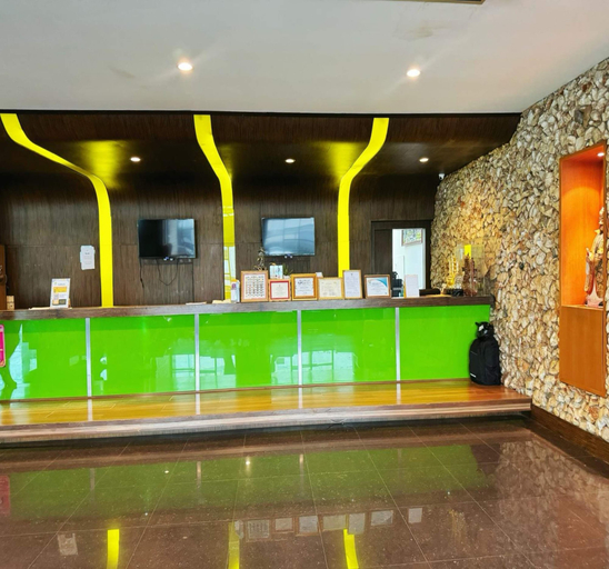 Others 5, Capital O 75514 Vasidtee City Hotel, Muang Suphanburi