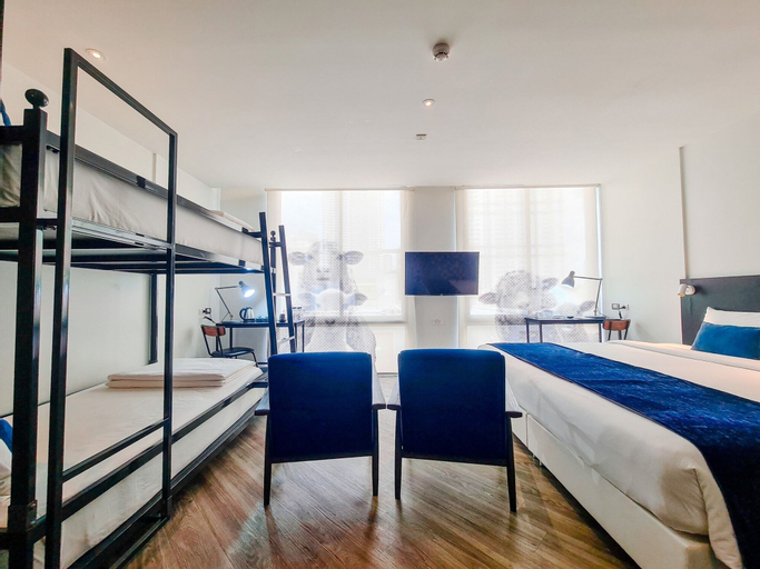 Bedroom 17