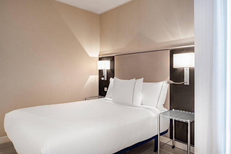 Bedroom 3, AC Barcelona Irla, Barcelona