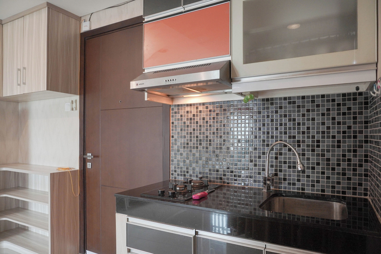 Others 4, Homey And Modern Studio At Sky Terrace Apartment, Jakarta Barat
