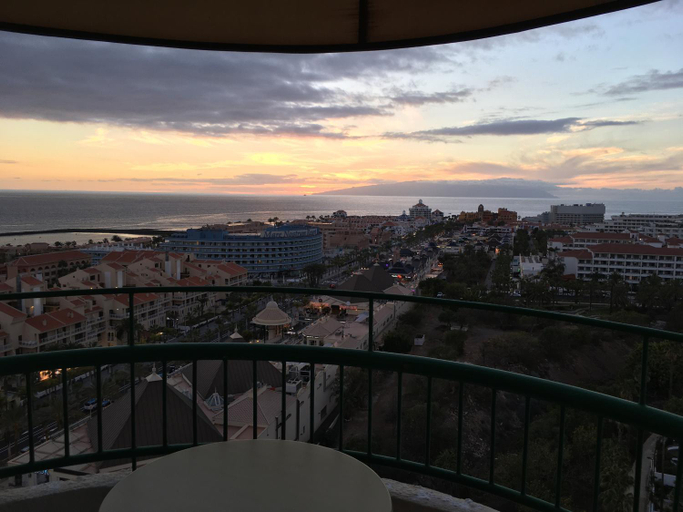 Others 5, TORRES DEL SOL 15 floor THE HIGHTEST, Santa Cruz de Tenerife