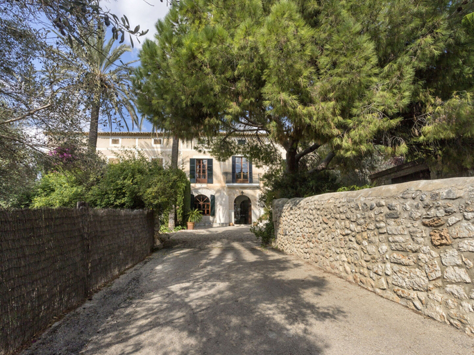 Exterior & Views 2, Mansion in Lloseta With Pool & Terrace, Baleares