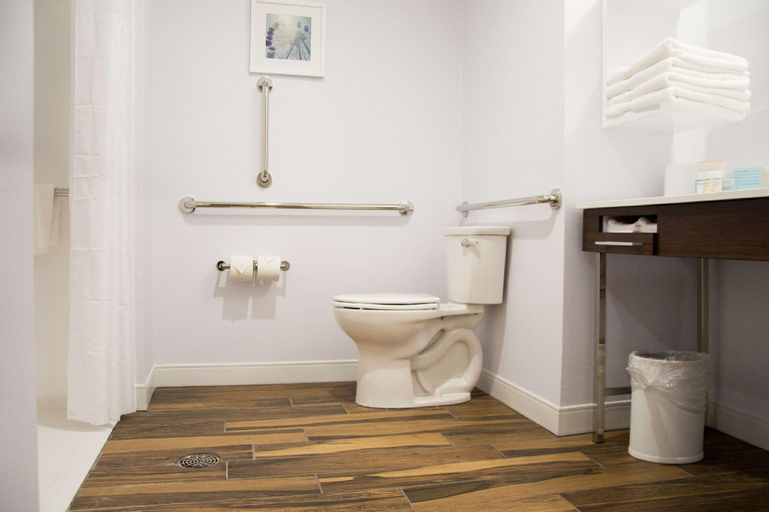 Bathroom 8