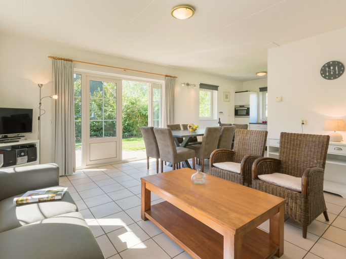 Living room 3, Spacious Nature Villa, Paasloo, Steenwijkerland