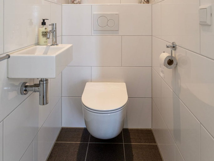 Bathroom 3, Lakeside Stay in Kamperland, Noord-Beveland
