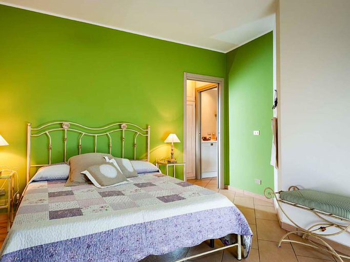 Bedroom 2, Belvilla by OYO Montefiore, Catania