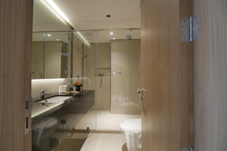 Bathroom 5